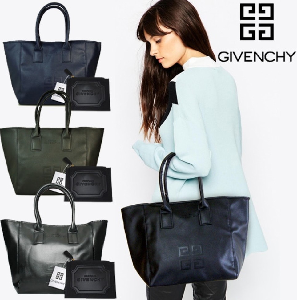 GIVENCHY トートバッグ