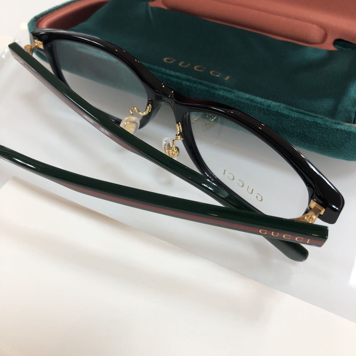 安心の正規品 定価35,200 GUCCI グッチ gucci GG0931OJ 001 GG0931