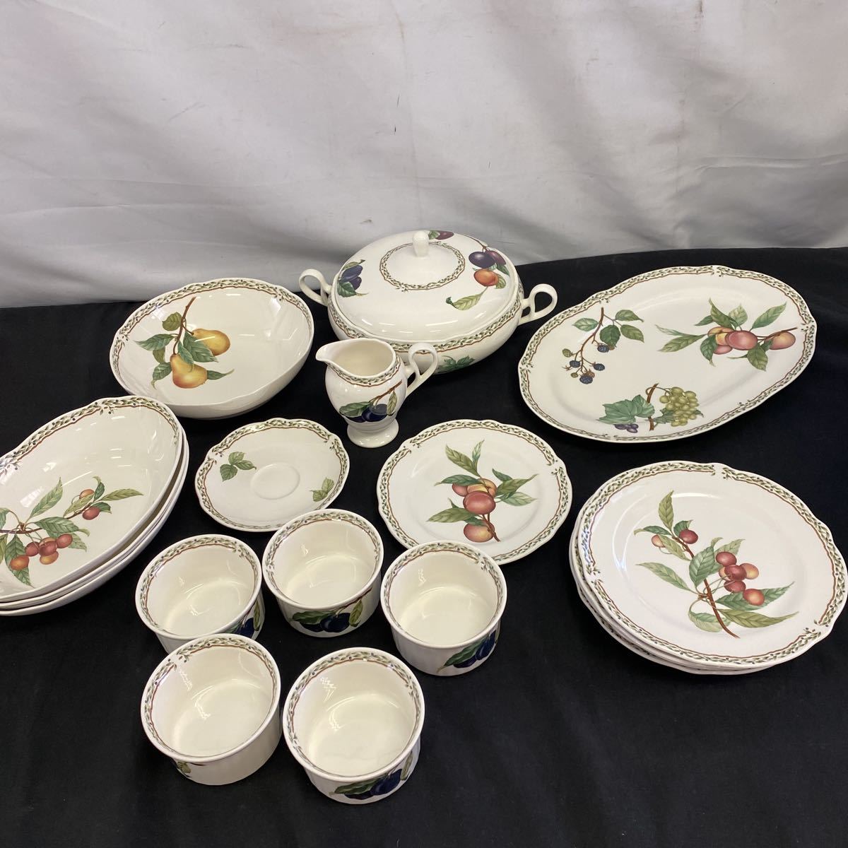 ◇ Noritake/ノリタケ ROYAL ORCHARD 食器セット9416 フルーツ柄