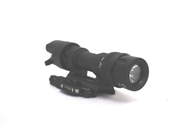 SFタイプ　M952V LED フラッシュライト QDマウント　BK_画像1