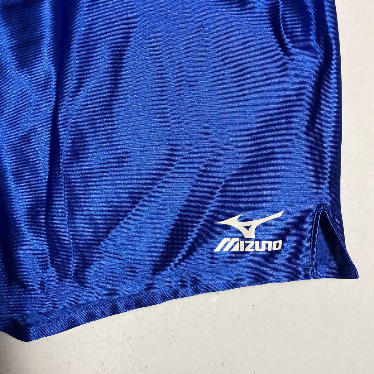 ミズノ MIZUNO 90年代 青 ブルー 光沢サカパン サッカーパンツ Lサイズ_画像2