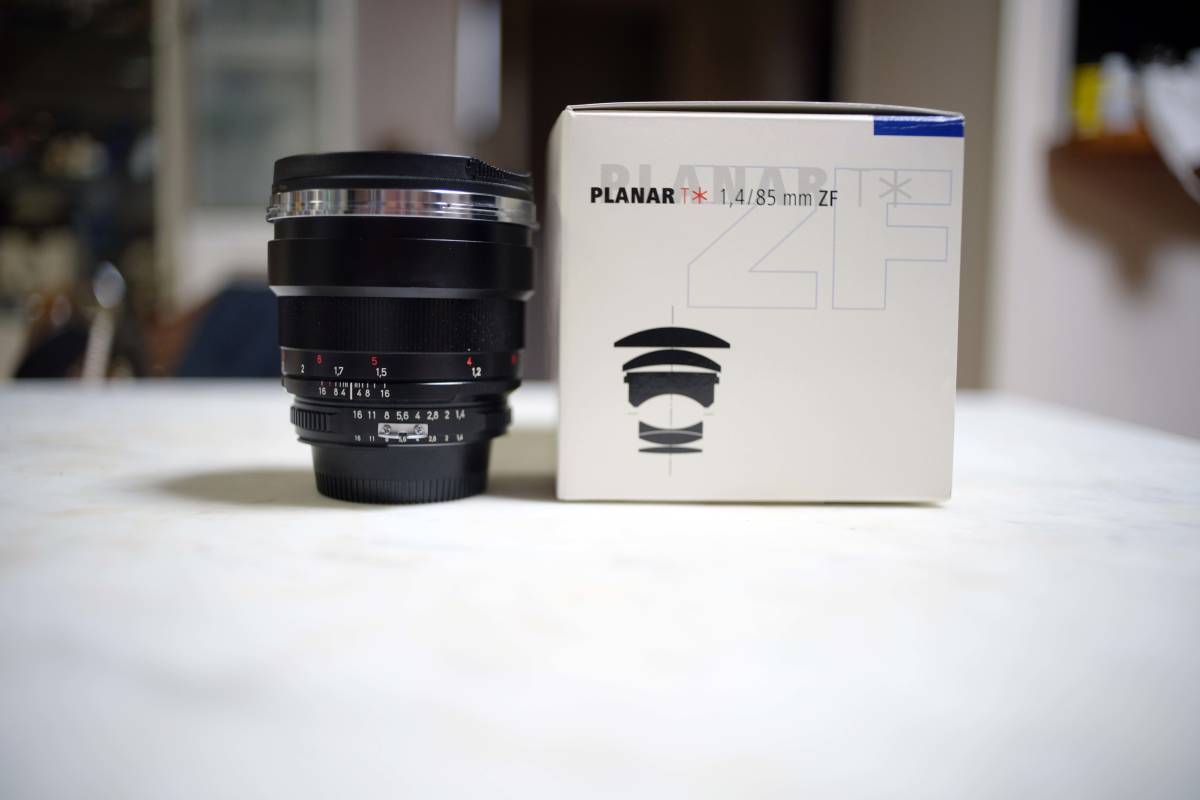 【新品同様】Carl Zeiss Planar T* 85mm f/1.4 ZF.2 for Nikon_画像1