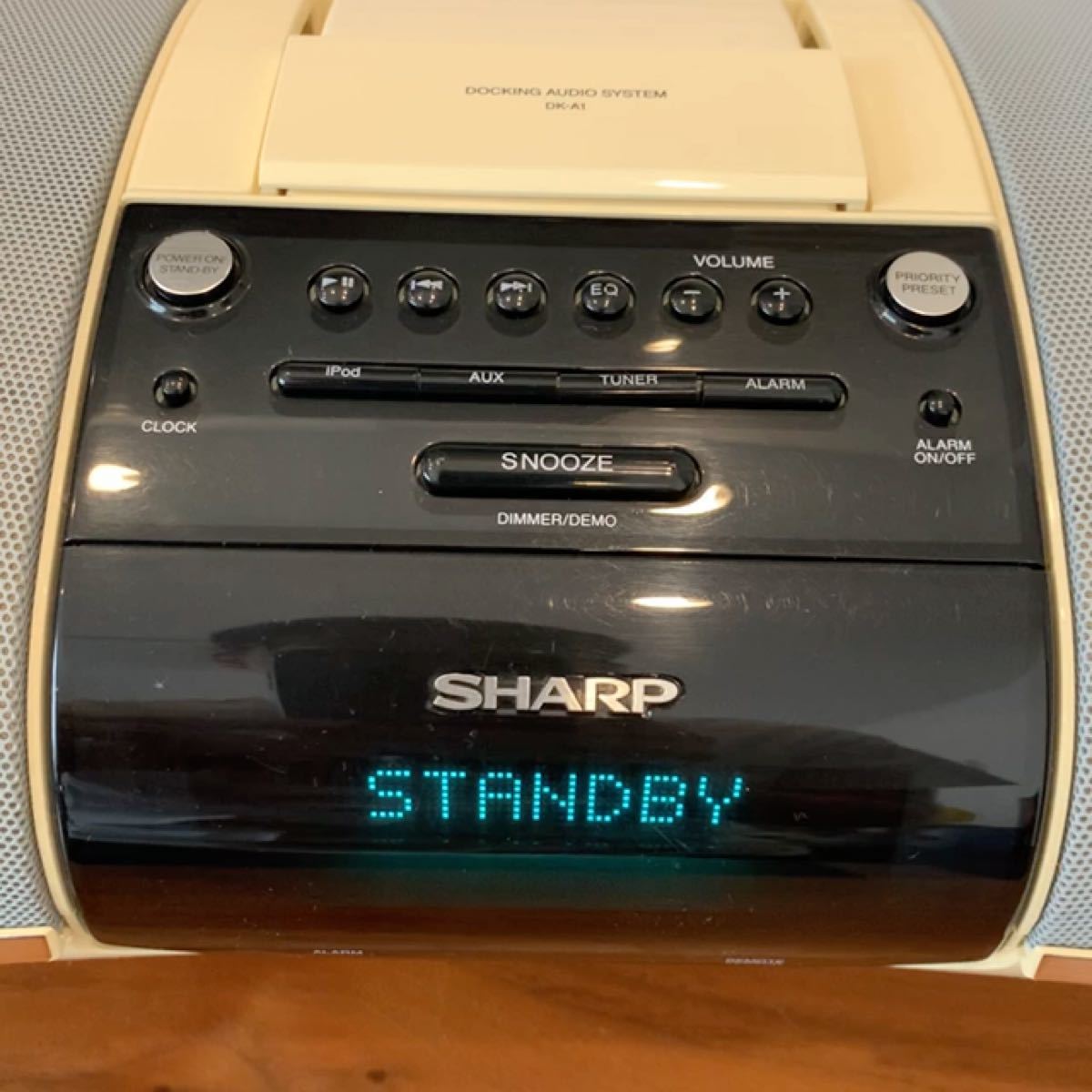 ［中古品］SHARP DK-A1-W iPod対応オーディオシステム リモコン付き