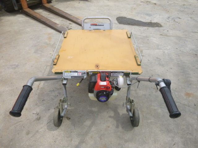 滋賀発】実働!三菱 くろ助 運搬車 MK1-80 自走式 クローラ運搬車 滋賀発】実働!三菱 くろ助 運搬車 MK1-80 自走式 クローラ運搬車