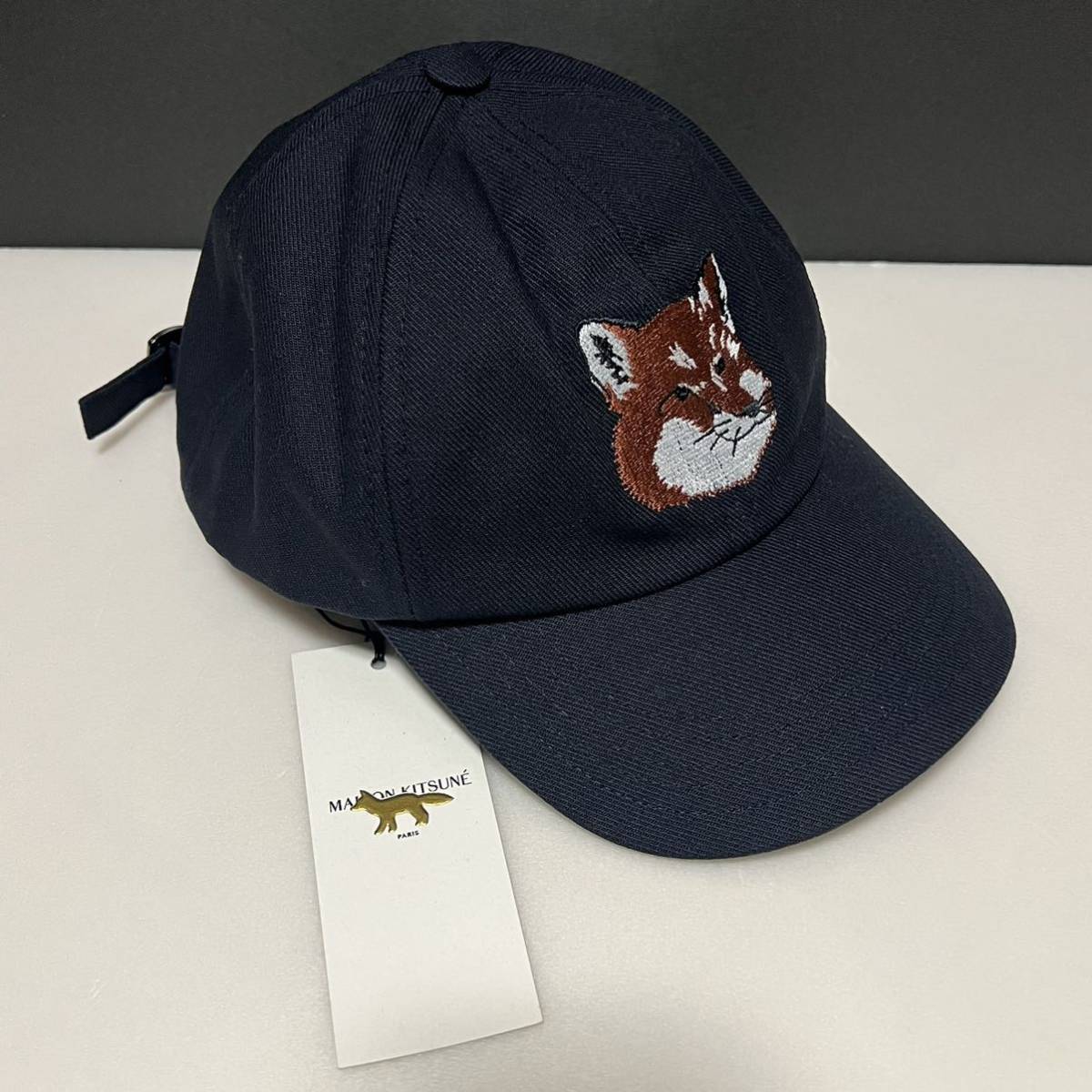 新品 MAISON KITSUNE メゾンキツネ キャップ LARGE FOX HEAD