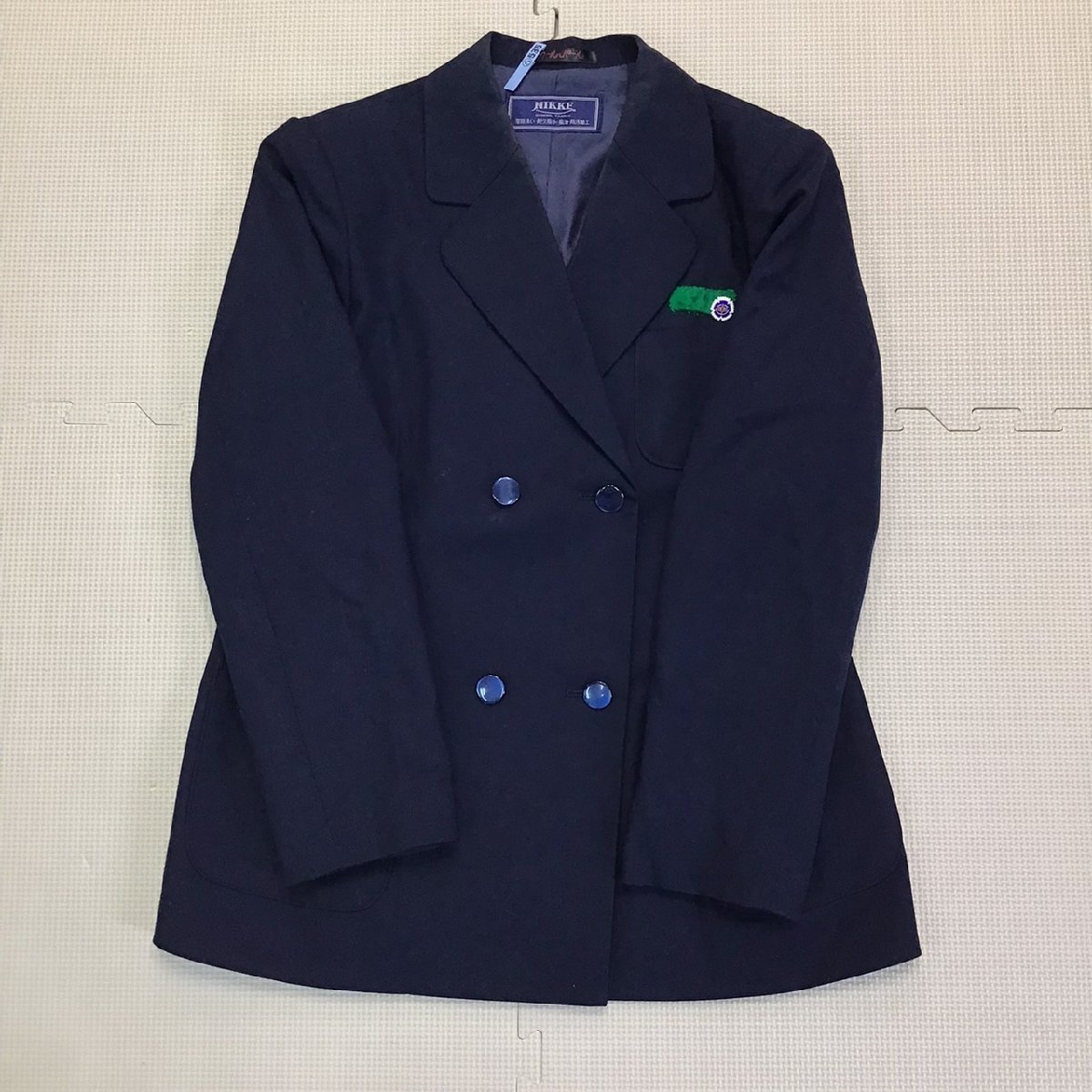 OT146-2 (箱) (中古) 栃木県 小山中学校 8点セット /校章付き OT146-2 (箱) (中古) 栃木県 小山中学校 8点セット /校章付き