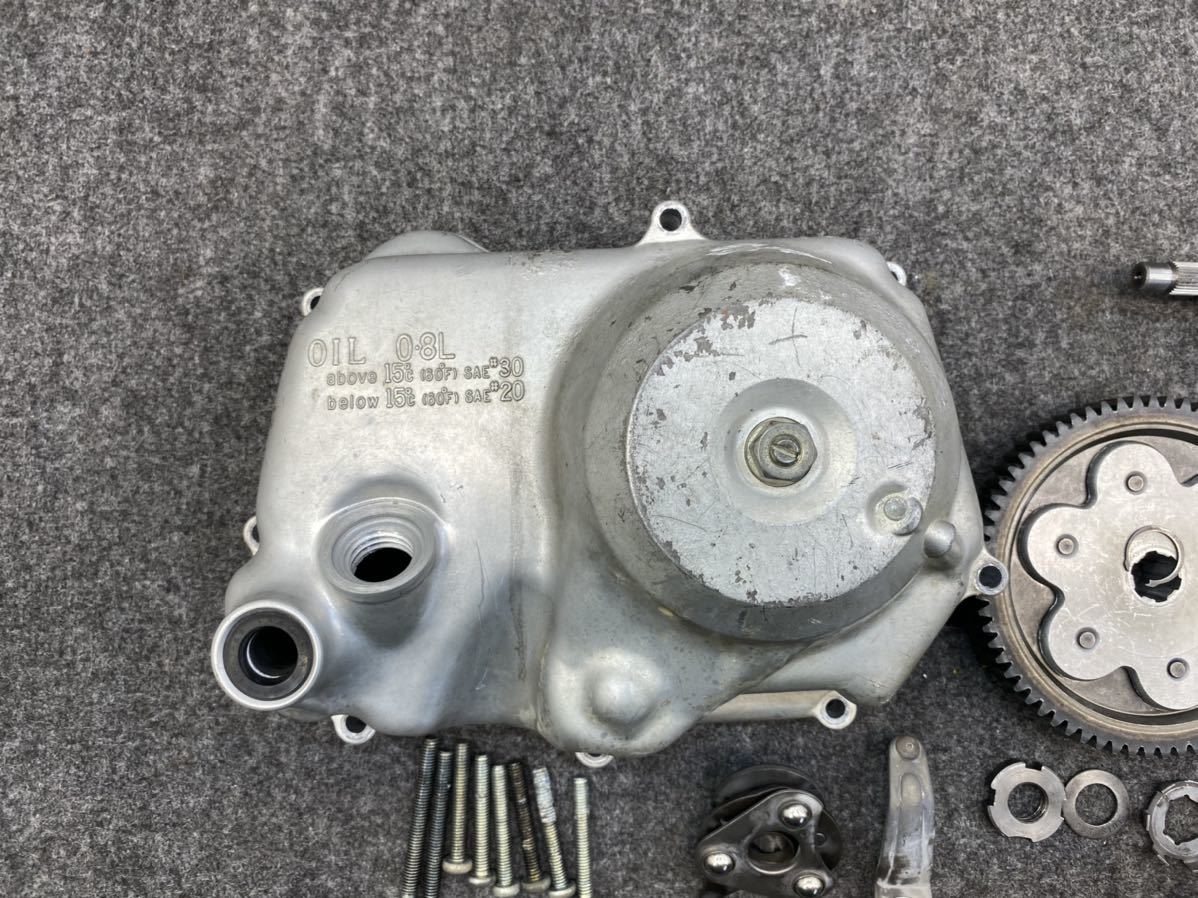 4Lモンキー 6V Z50JE クラッチカバー クラッチ部品 遠心クラッチ 4Lモンキー 6V Z50JE クラッチカバー クラッチ部品 遠心クラッチ