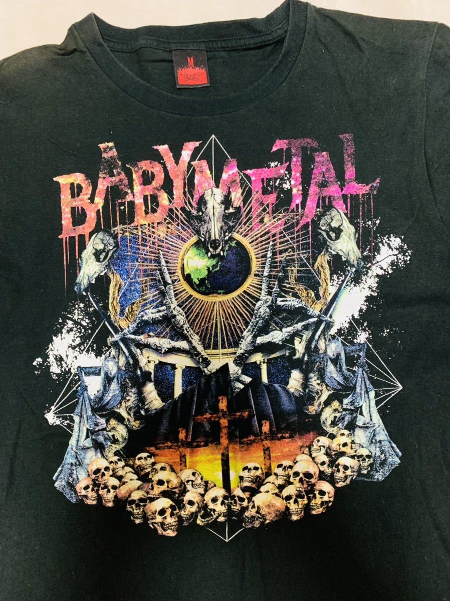 安心の定価販売 中古 BABYMETAL WORLD TOUR 2016 Tシャツ XL 