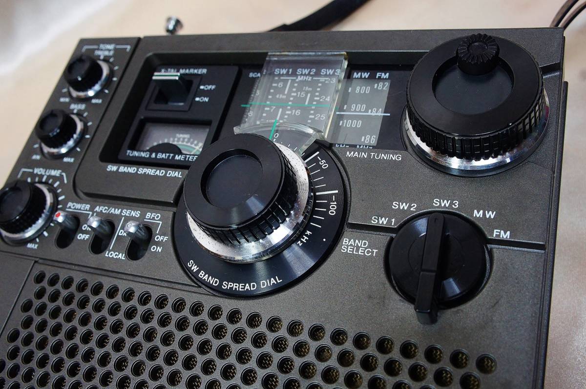 2022年最新版☆高級感溢れる BCLラジオカタログ = BCL Radio Catalog