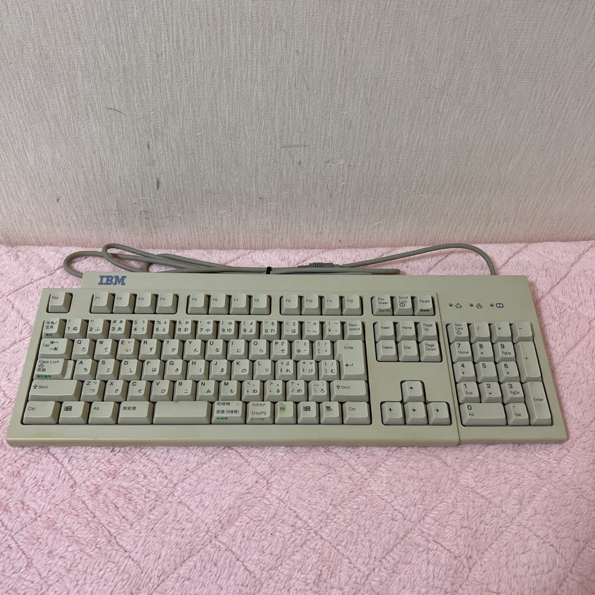 IBM PS/2 キーボード KB-7953 動作品_画像1