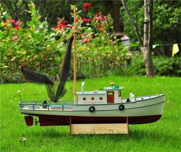 NIDALE モデルスケール 1/25 NAXOS RC 船コントロール クラシック 漁船モデル 木製ボート SC モデルキット