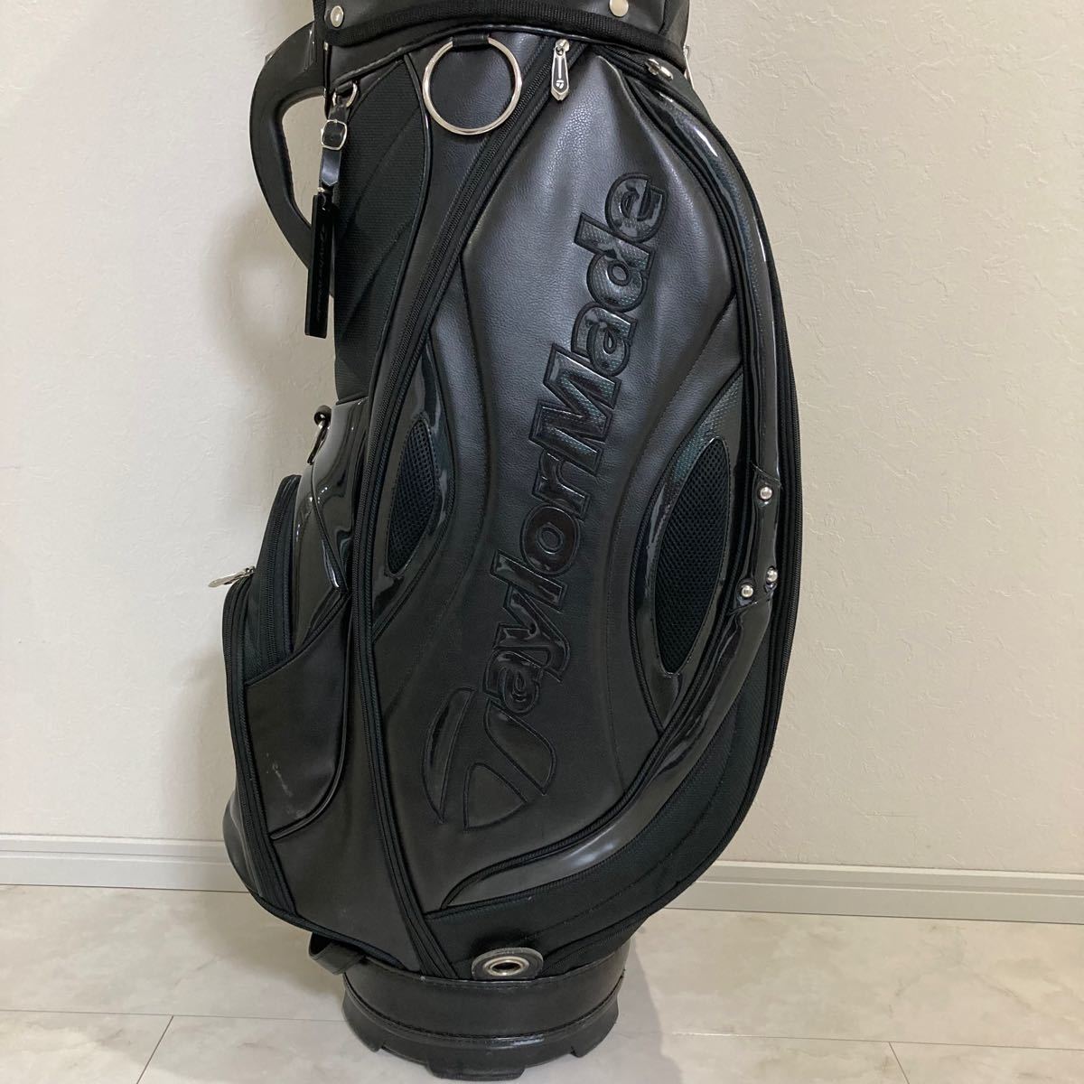 TaylorMade テーラーメイド キャディバッグ ゴルフバック ブラック オールブラック ツアー プロ キャディーバッグ