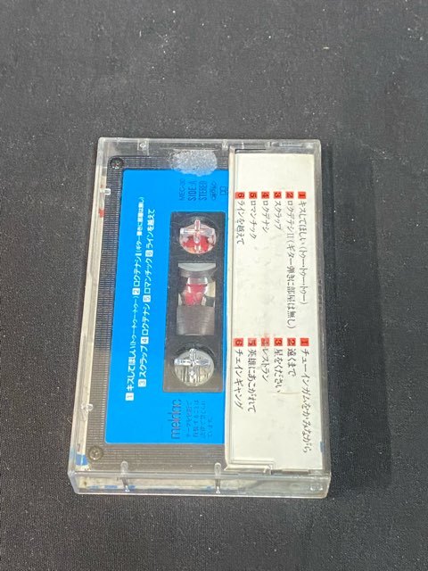 ☆ 中古 激レア ブルーハーツ The Blue Hearts Young and Pretty カセットテープ キスしてほしい 英雄にあこがれて 他 12曲入り_画像2