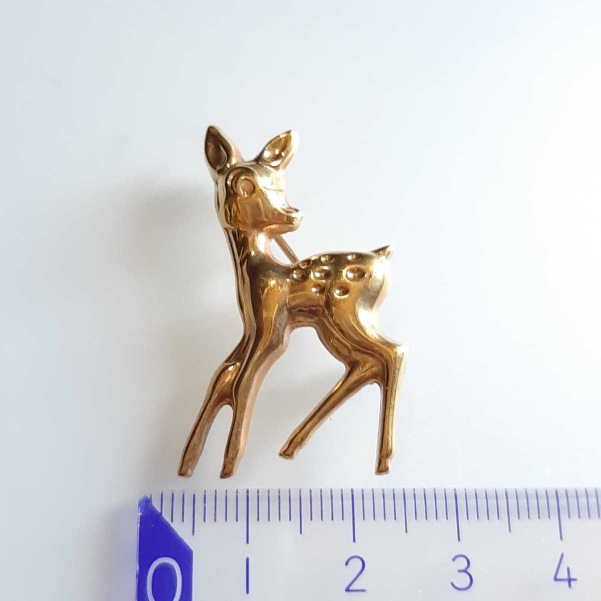 750 ブローチ 【Gb/06】 バンビ 小鹿 18金 ゴールド 動物 ピン
