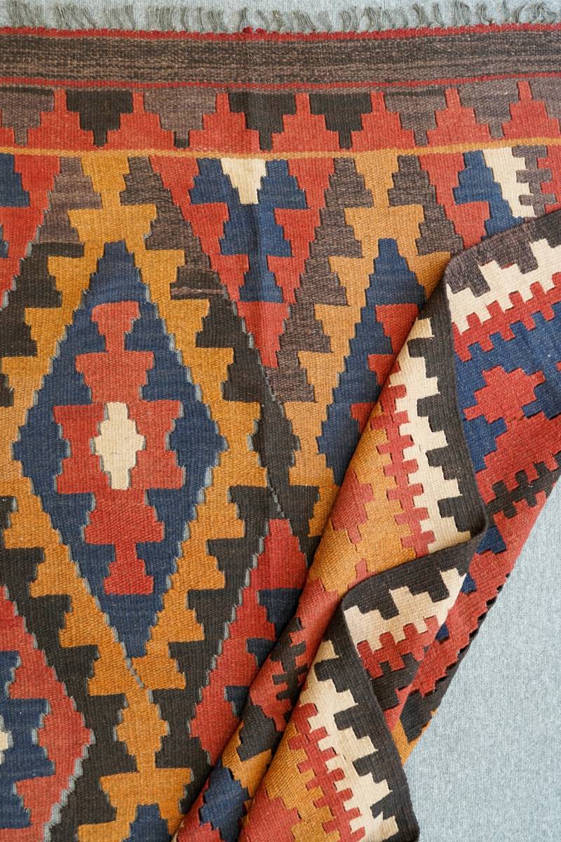 アフガニスタン 手織りマイマナ キリム 手織り絨毯 サイズ:186×156cm-