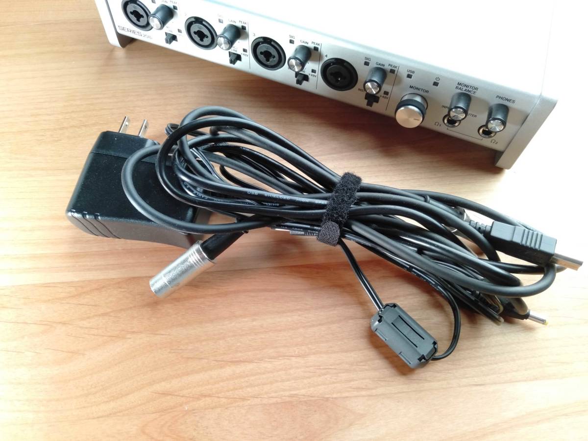 TASCAM SERIES 208i USB オーディオインターフェイス 訳あり | cbt