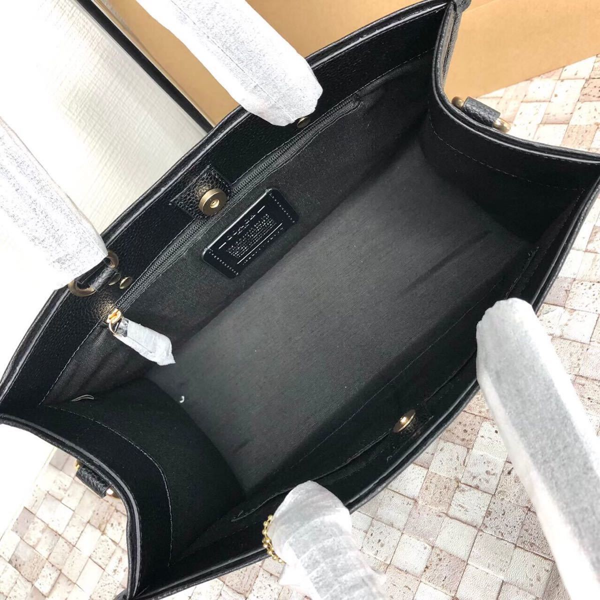 ☆新品☆COACH トート ハンドバッグ ショルダーバッグ 丸ロゴ 黒