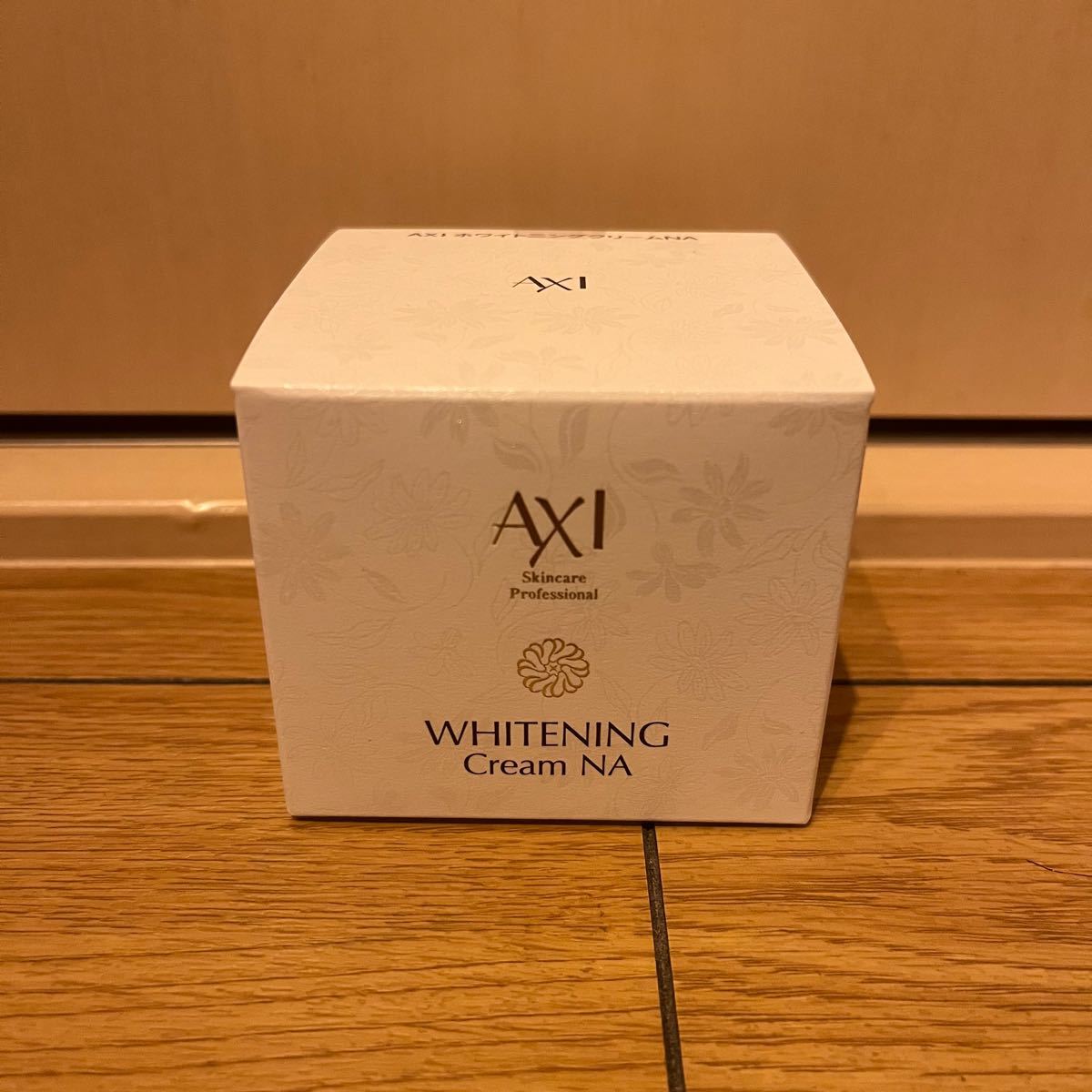 クオレ AXI ホワイトニングクリームNA 53g | contifarma.pe