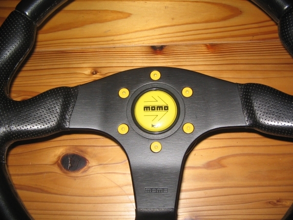  popular!!*MOMO* Nardi - other | steering gear * color plate bolt yellow ③| new goods *