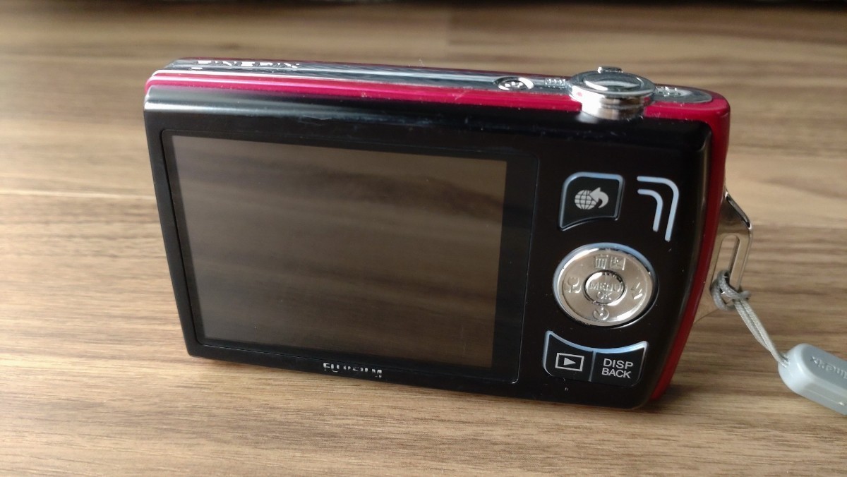 FUJIFILM FinePix Z デジタルカメラ 美品 本体 充電器 USB FUJIFILM FinePix Z デジタルカメラ 美品 本体 充電器 USB