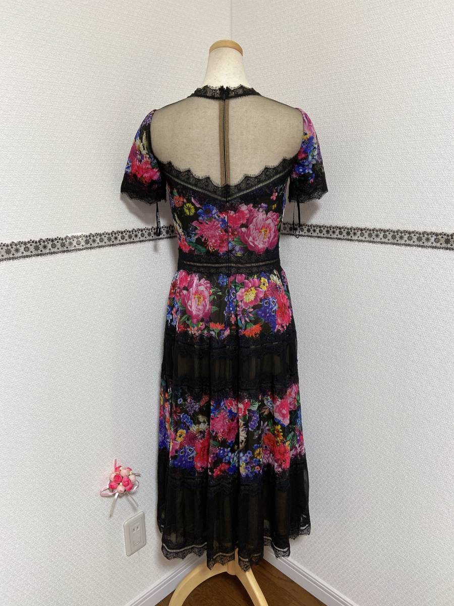 貴重 新品 2/9号 Tadashi Shoji タダシショージ ブラック/マルチ