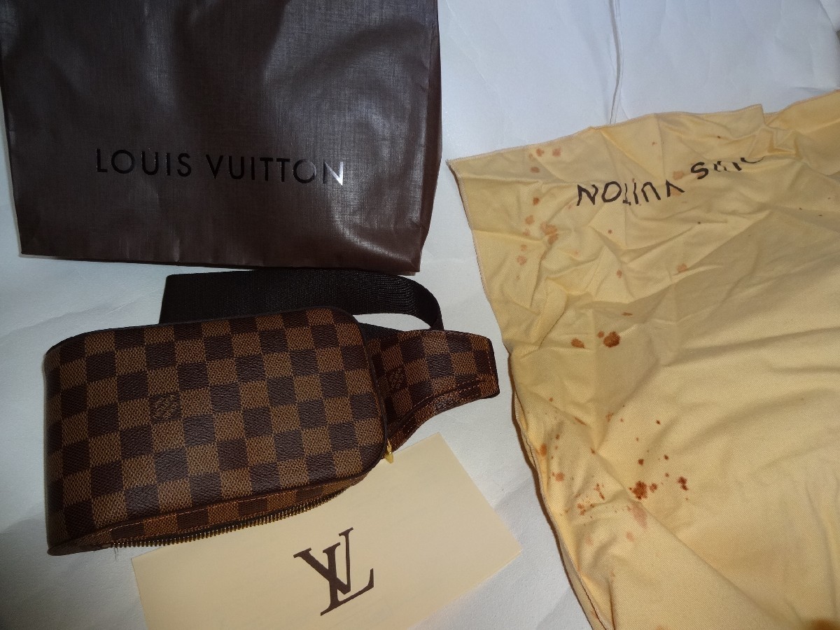 LOUIS VUITTON ルイ・ヴィトン ポーチ ダミエ