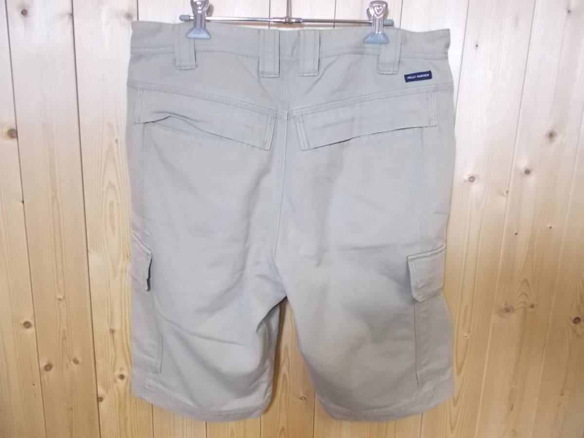 a217◆HELLY HANSEN ダック地ショートパンツ◆Lサイズ ベージュ色系 古着USED HE21203 ヘリーハンセン ハーフパンツ ゴールドウィン製 4F_画像2