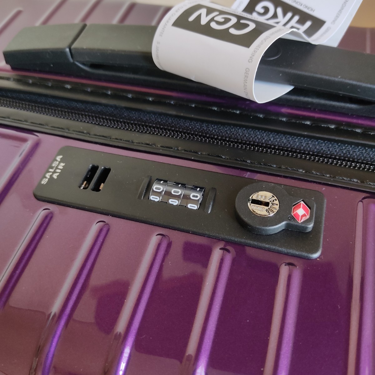 RIMOWA Salsa Air 65L ウルトラバイオレット リモワ 紫 TSA RIMOWA Salsa Air 65L ウルトラバイオレット リモワ 紫 TSA
