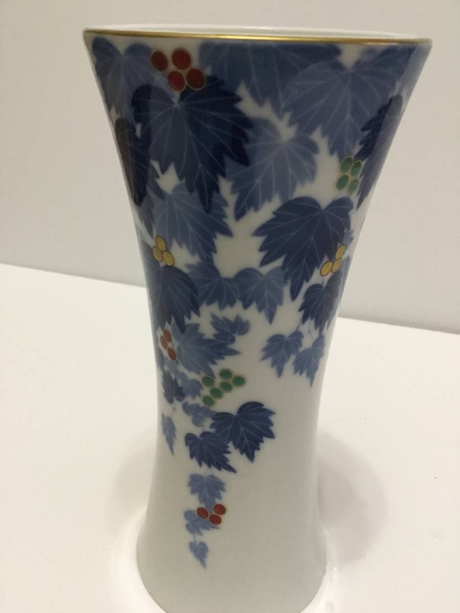 香蘭社　花瓶　花器　スッキリとしたデザインの花入れです。_画像2
