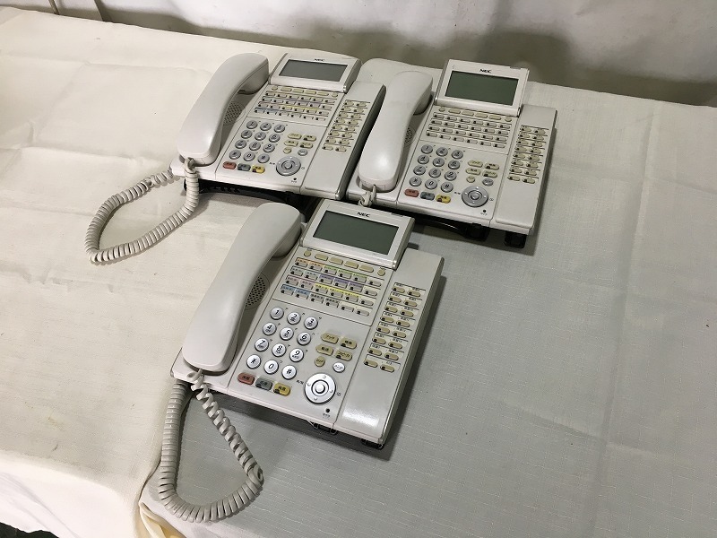 ■NEC AspireX　三台セットです！24ボタン標準電話機DTL-24D-1D(WH)+16ボタン増設アダプター16LK-L(WH)UNIT　領収書可(K3.31W)