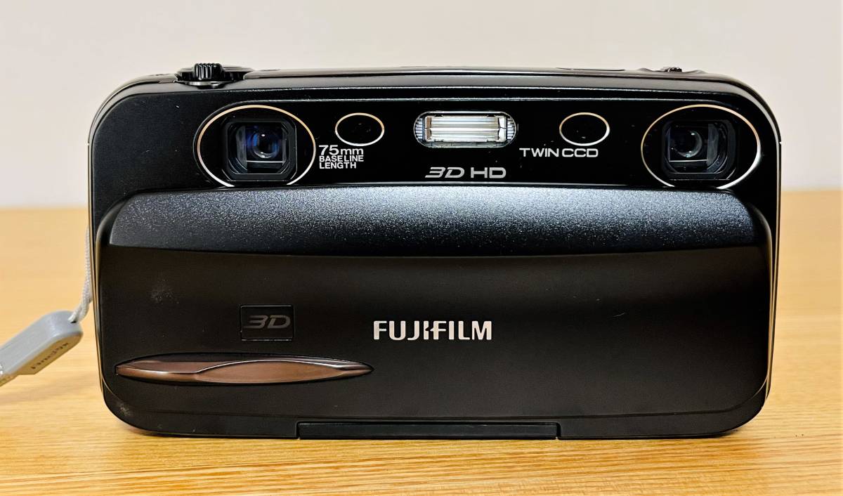 富士フイルム コンパクトデジタルカメラ FUJIFILM FinePix REAL 3D W3