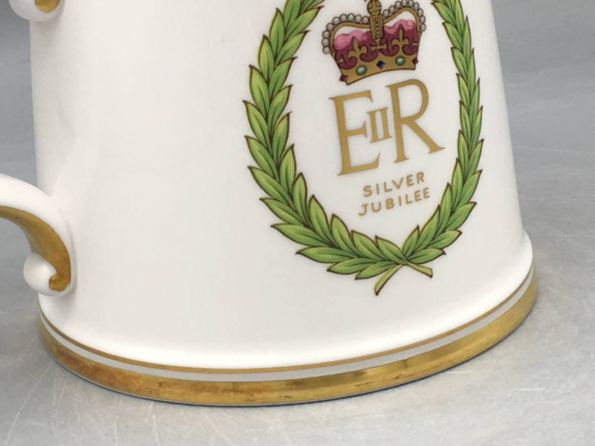 スポード シルバージュビリー エリザベス女王 マグカップ 英国皇室 25周年記念 ロイヤルファミリー _画像6