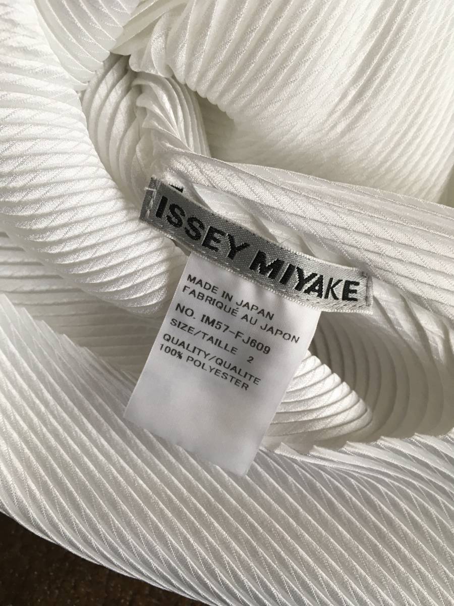 美品 ISSEY MIYAKE イッセイミヤケ プリーツ 変形 トップス2
