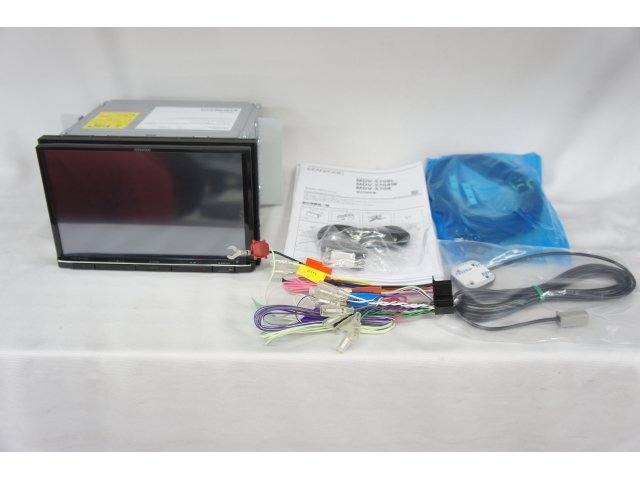 ☆展示品・送料無料☆ ケンウッド カーナビ 彩速ナビ 8型 MDV-S708L