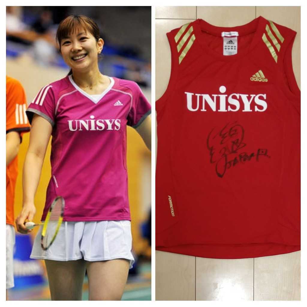 女子バトミントン 潮田玲子 直筆サイン入り実使用ユニフォーム 女子バトミントン 潮田玲子 直筆サイン入り実使用ユニフォーム