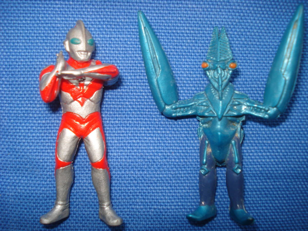 ２点 ウルトラマンパワード & パワードバルタン星人 ユタカ ポケットヒーロー? PART1? 1993年?? 食玩? 詳細不明 中古・ジャンク品扱いで_画像1