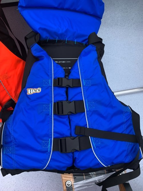  world . favorite /BEE PFD life jacket *② for adult free size *1 sheets. price 