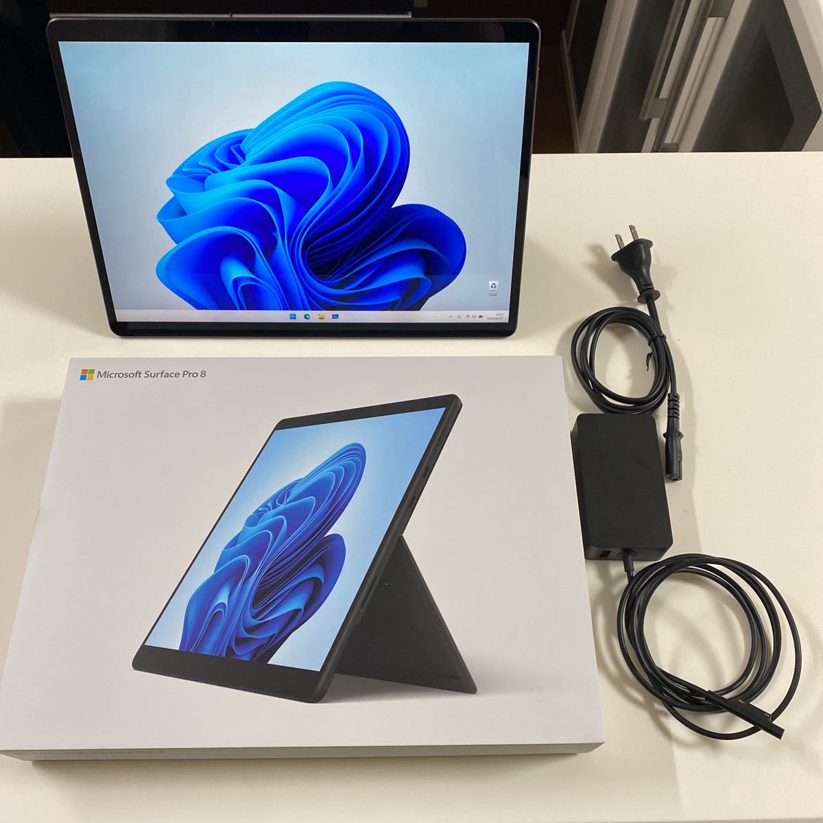 お気に入り】 【美品】Microsoft surface Pro8+スリムペン付き