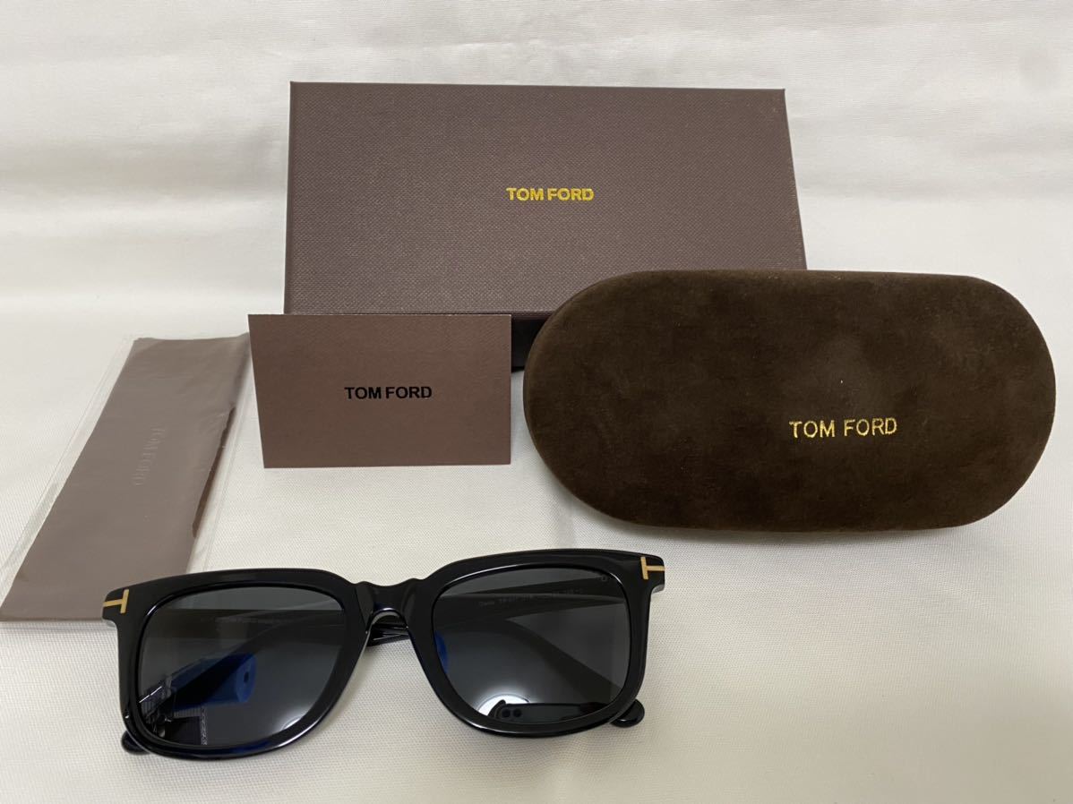 トムフォード サングラス TOMFORD TF817 01A 美品 伊達眼鏡 メガネ