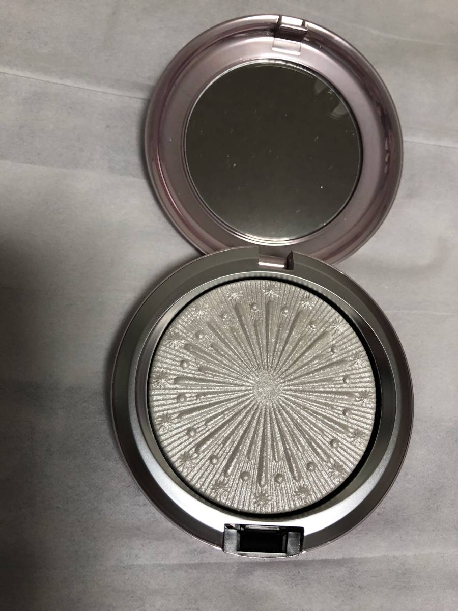 *MAC face powder let ito glow limitation new goods unused *