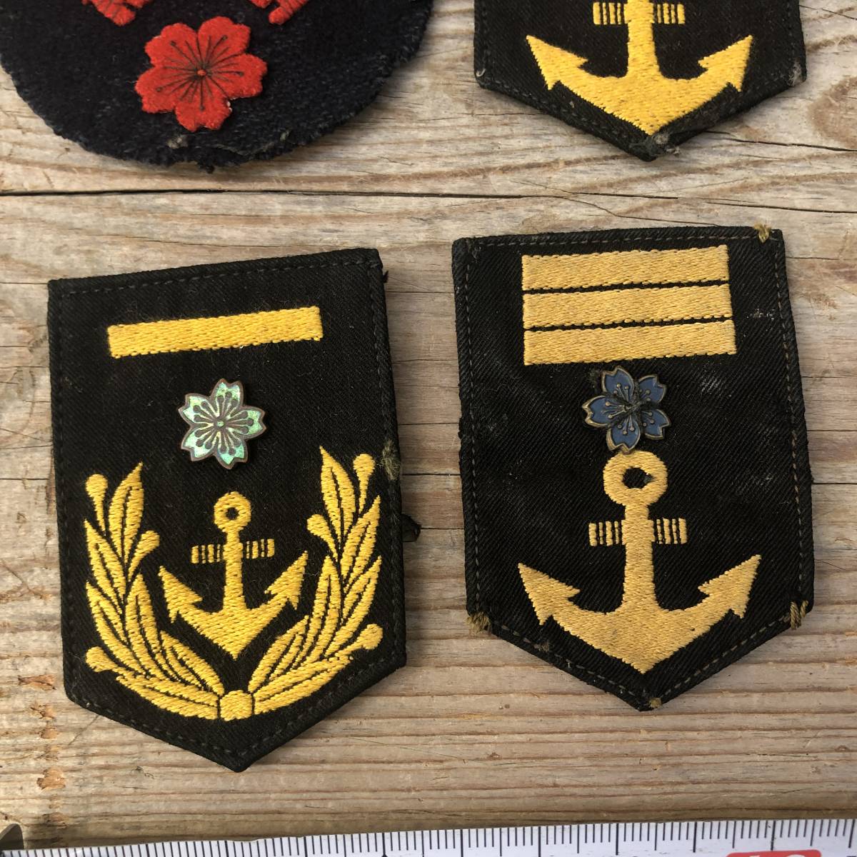 旧日本海軍 当時もの 本物 ☆ 大日本帝国海軍 肩章 階級章 肘章 旧日本海軍 当時もの 本物 ☆ 大日本帝国海軍 肩章 階級章 肘章