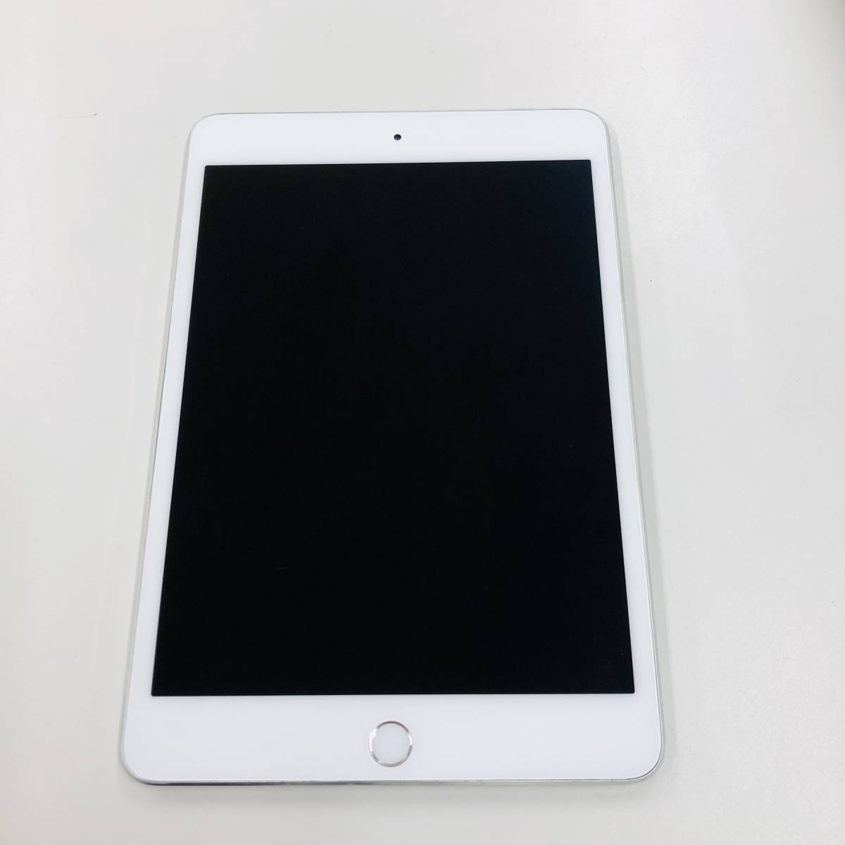 《中古》(251)FP068223【送料無料】Apple／iPad mini／iPad mini 4 ／Wi-Fiモデル／シルバー／16GB／その他／白ロム／ipad【訳あり品】_画像2