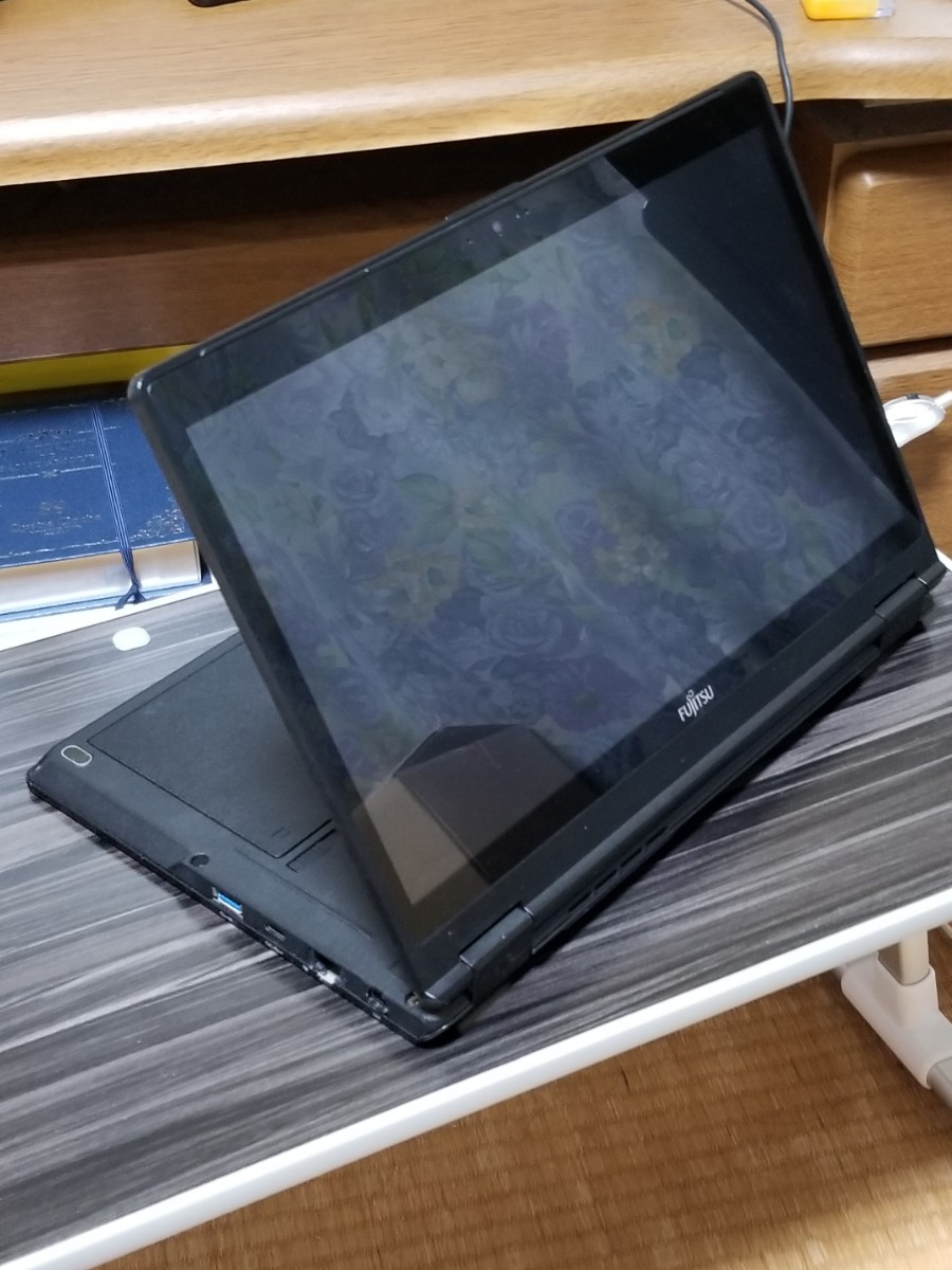 Fujitsu LIFEBOOK P727/R Core i5-7300U 8GB 256GB SSD カメラ
