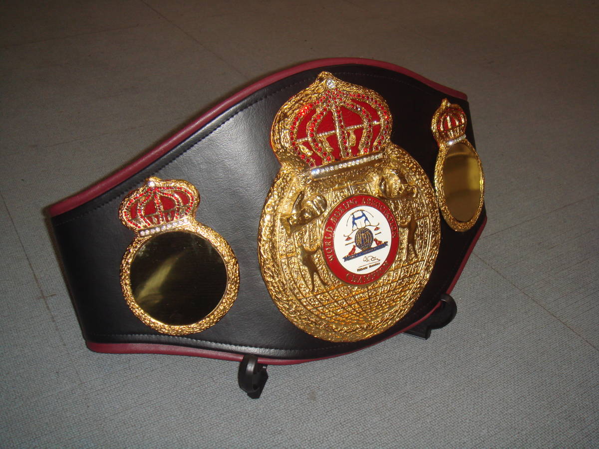 *WBA Champion belt * case attaching official boxing 