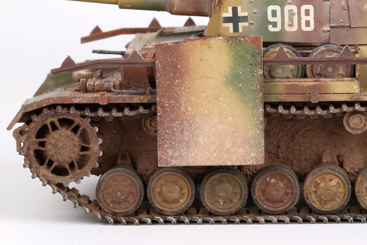 [塗装済完成品]1/35 ドイツ軍　 IV号戦車G型_画像9