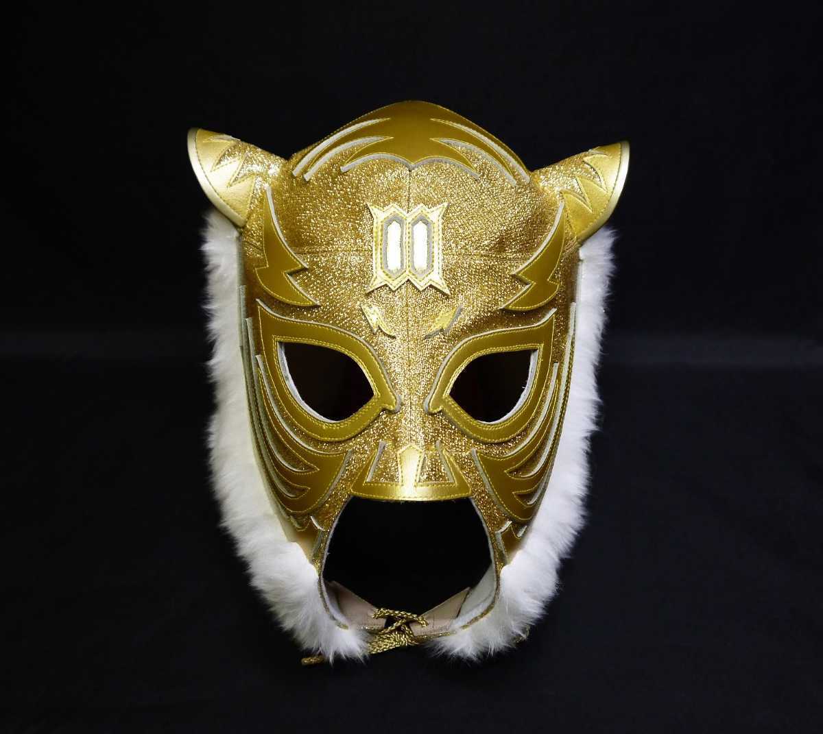 4代目タイガーマスク選手サイン入りレプリカマスク - 格闘技/プロレス