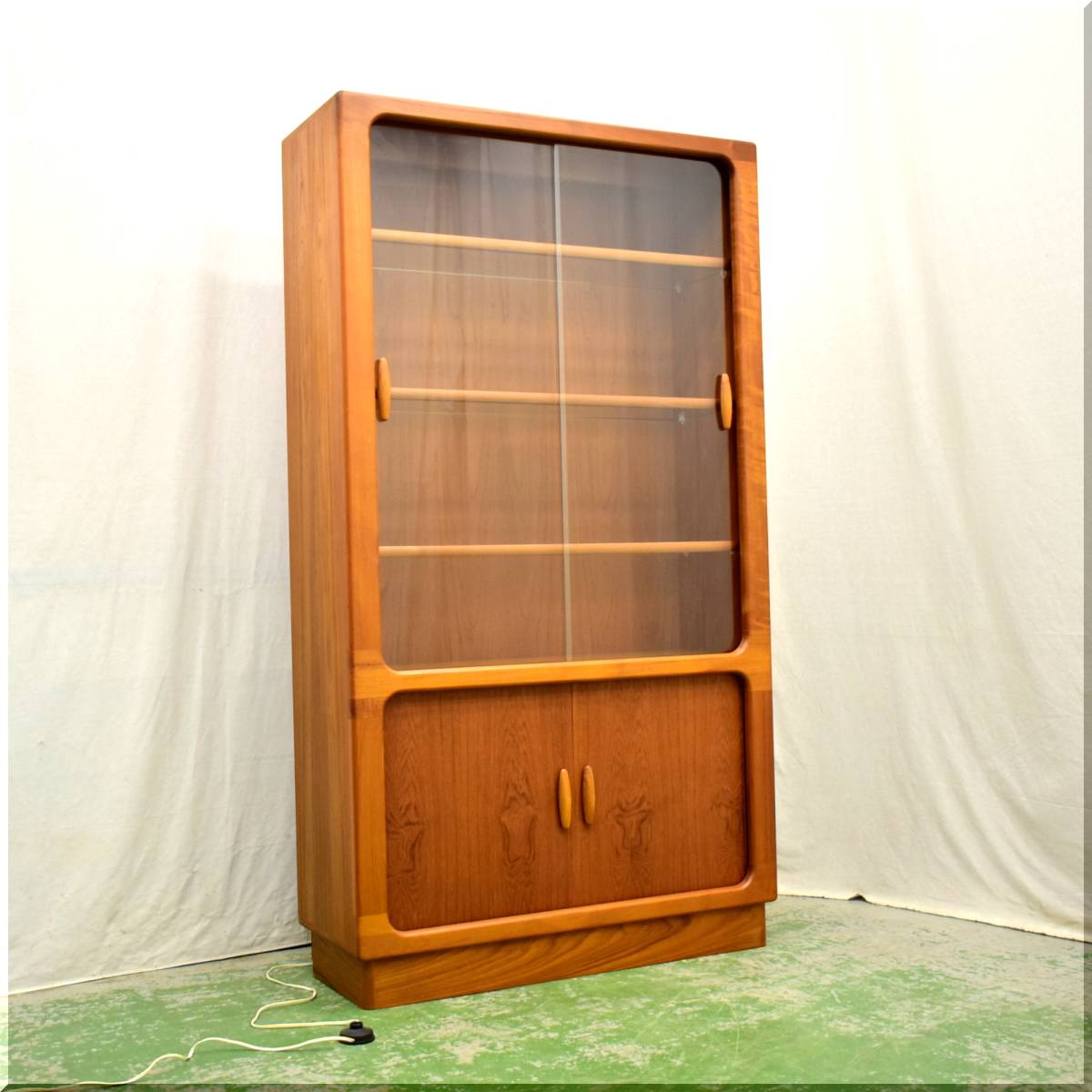 * beautiful goods *dyrlundte.- long * Denmark * Northern Europe * cheeks purity * lighting display shelf cabinet kyu rio case shelf Vintage pickup limitation 