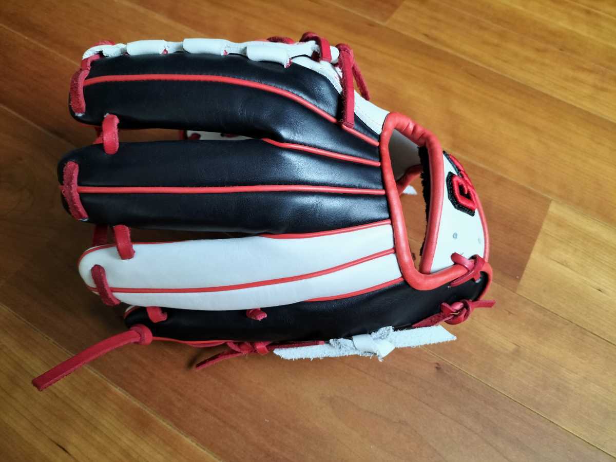 GLOVE WORKS内野手用オーダーグラブ 野球グローブ 刺繍無し ほぼ GLOVE WORKS内野手用オーダーグラブ 野球グローブ 刺繍無し ほぼ