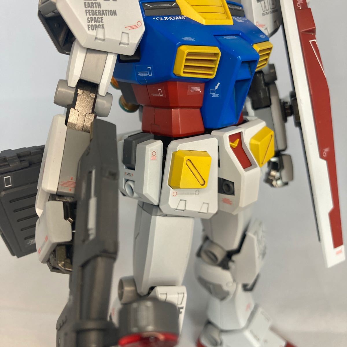 完成品プラモデル　 RX-78-2ガンダムVer.Ka ガンプラMG 全塗装　ビームサーベルエフェクト　説明書付き