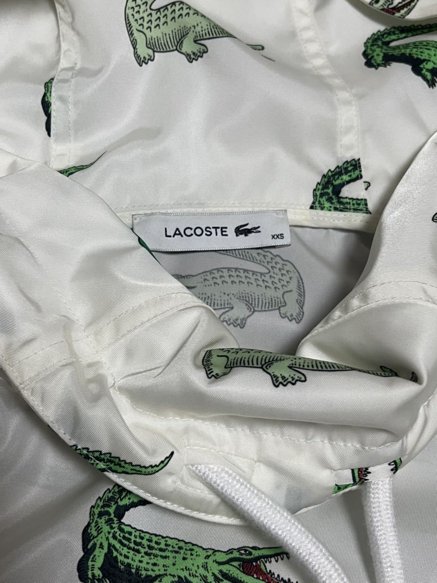 ラコステ緑ワニ柄ナイロン フーディージャケット白クロコダイル鰐クロコLACOSTEパーカーわにフード羽織りアリゲーター上着アウターブルゾン